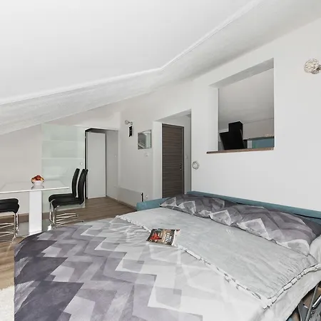 Apartament Nikola